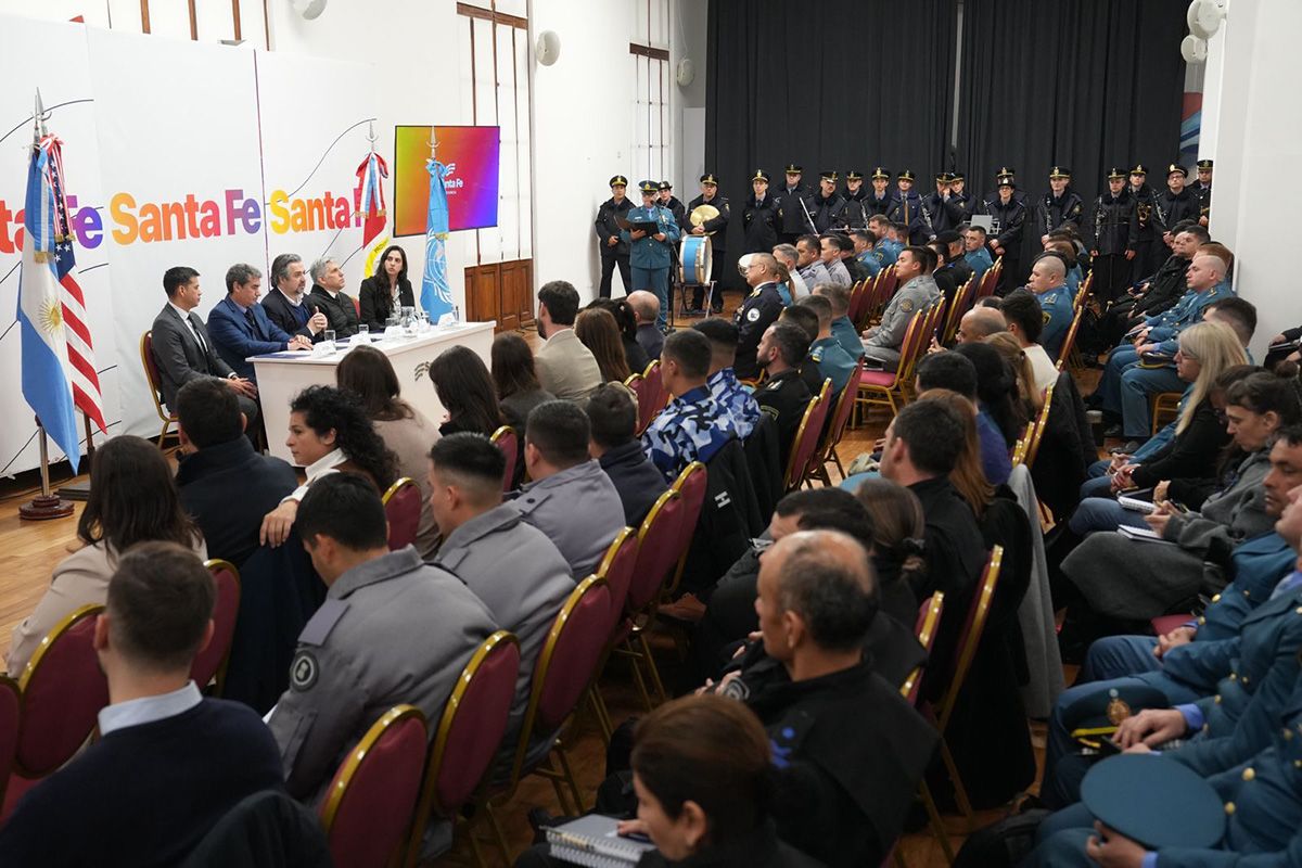 Rosario es sede de un encuentro de especialistas de 12 provincias, del Gobierno nacional, de Naciones Unidas y del Departamento de Estado de Estados Unidos para analizar estrategias frente al crimen organizado.