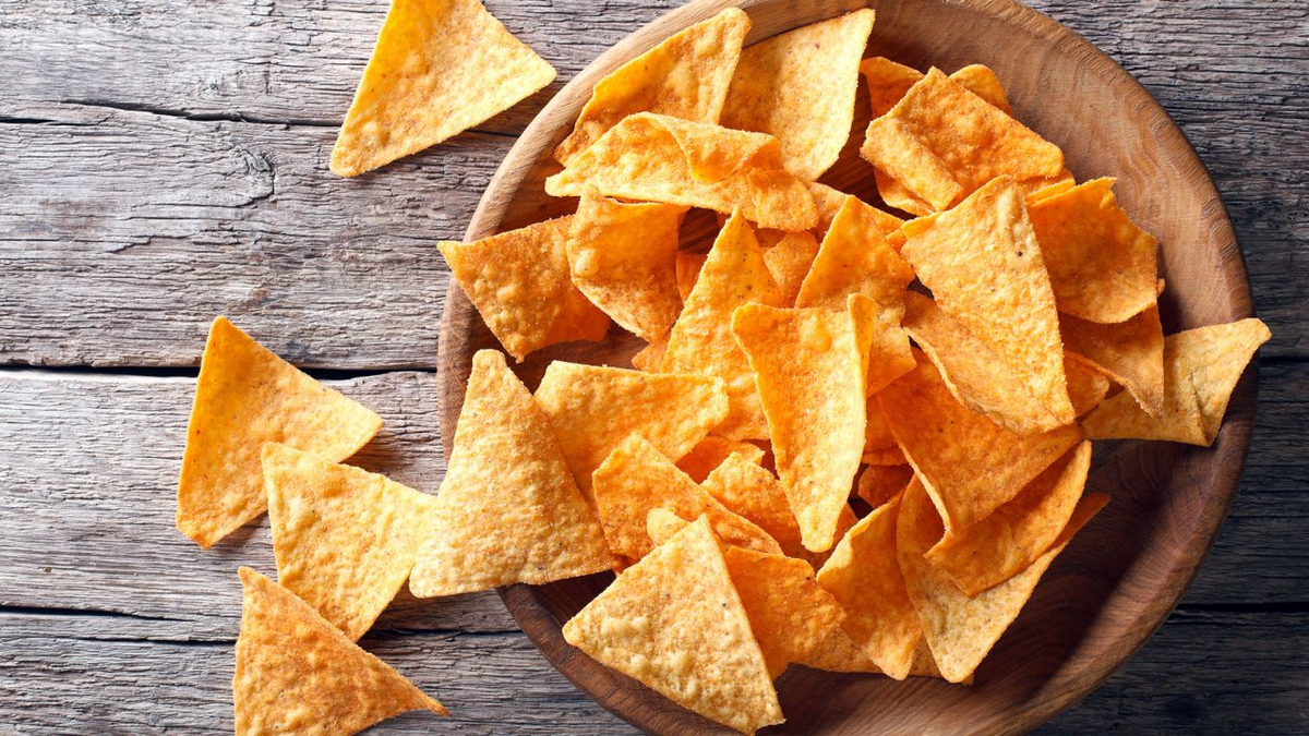 Los nachos son uno de los platos mexicanos más ricos y fáciles de hacer en casa. Los nachos son uno de los platos mexicanos más ricos y fáciles de hacer en casa. 