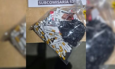 Una joven de 22 años fue detenida al intentar entrar con 72 gramos de marihuana escondidos en cigarrillos en la Unidad Penitenciaria N°2. Una joven de 22 años fue detenida al intentar entrar con 72 gramos de marihuana escondidos en cigarrillos en la Unidad Penitenciaria N°2.