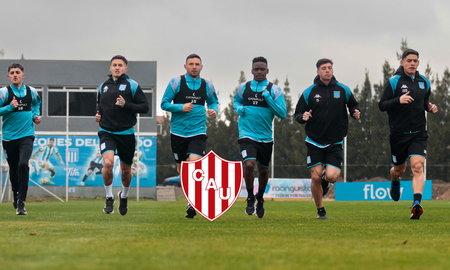 Racing recupera a Juanfer Quintero y sumó un nuevo refuerzo para jugar contra Unión. Racing recupera a Juanfer Quintero y sumó un nuevo refuerzo para jugar contra Unión.