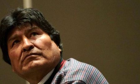 Morales fue responsabilizado por las consecuencias de una protesta contra el nuevo aplazamiento de las elecciones generales -de septiembre a octubre- que se realizó durante 12 días seguidos a principios de agosto. Morales fue responsabilizado por las consecuencias de una protesta contra el nuevo aplazamiento de las elecciones generales -de septiembre a octubre- que se realizó durante 12 días seguidos a principios de agosto.