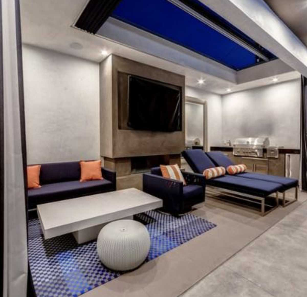 Así es la impresionante casa de Belinda en Los Ángeles.