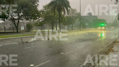 Lluvia intensa, viento y alerta en Santa Fe: las imágenes de la tormenta en la ciudad