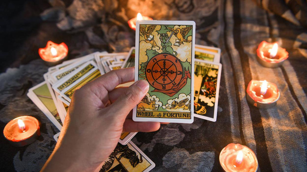 Horóscopo para Capricornio, Sagitario, Acuario y los 12 signos: la suerte de hoy viernes 12 de abril
