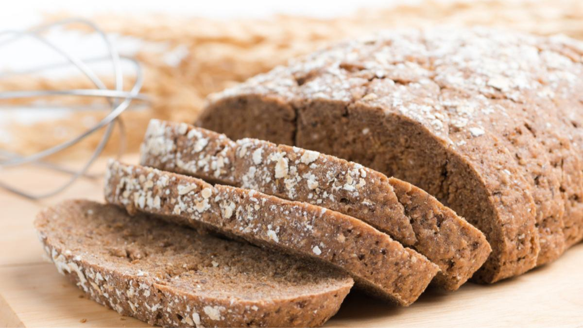 El pan de campo con harina integral es una opción deliciosa y fácil de preparar en casa para disfrutar con tu plato favorito. El pan de campo con harina integral es una opción deliciosa y fácil de preparar en casa para disfrutar con tu plato favorito.