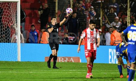 Andrés Merlos será el árbitro del partido entre Unión y Belgrano en Córdoba. Andrés Merlos será el árbitro del partido entre Unión y Belgrano en Córdoba.