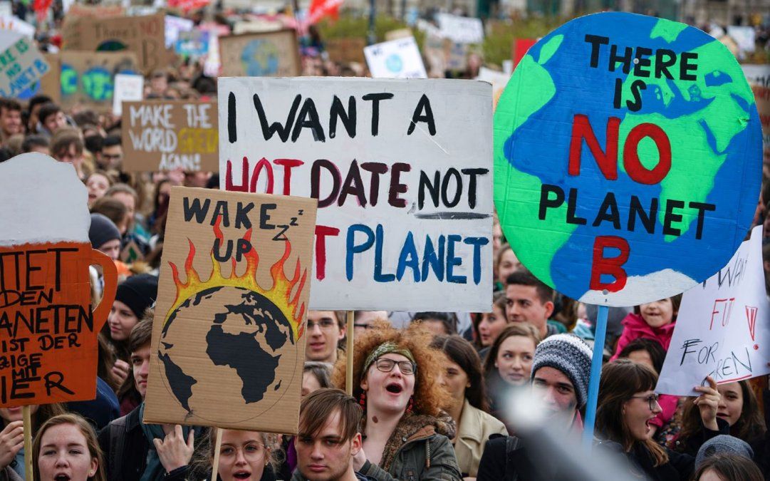 Los habitantes de las economías en desarrollo están más dispuestos a hacer más para proteger la naturaleza y el clima que los de las economías avanzadas.