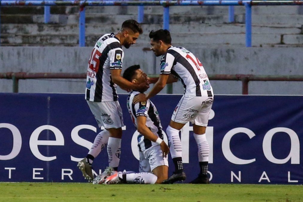 El Ferroviario consiguió un gran triunfo como visitante ante Aldosivi en Mar del Plata