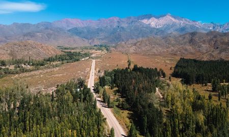 El reconocimiento internacional obtenido en 2024 posiciona a este destino como un referente del turismo sustentable y el respeto por el entorno natural en la Argentina. El reconocimiento internacional obtenido en 2024 posiciona a este destino como un referente del turismo sustentable y el respeto por el entorno natural en la Argentina.