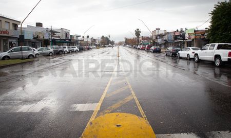 La Avenida Aristóbulo del Valle a las 12 de este jueves en el primer día de restricciones. La Avenida Aristóbulo del Valle a las 12 de este jueves en el primer día de restricciones.