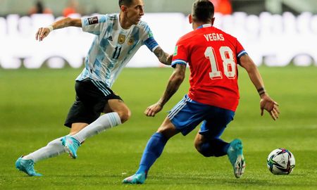 di maria dedica a messi y scaloni la victoria en el desierto de calama di maria dedica a messi y scaloni la victoria en el desierto de calama