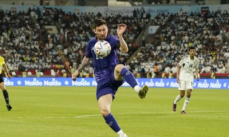 La Selección Argentina goleó a Emiratos Árabes Unidos en el último amistoso previo al Mundial Qatar 2022. La Selección Argentina goleó a Emiratos Árabes Unidos en el último amistoso previo al Mundial Qatar 2022.