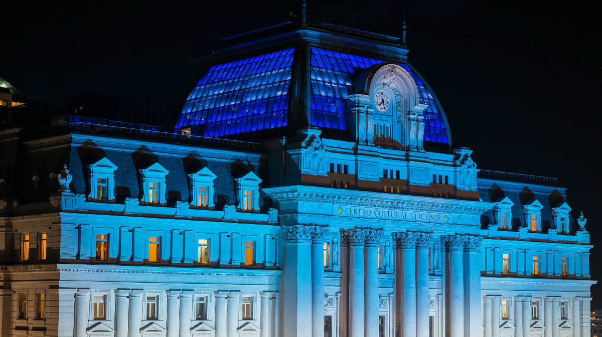 El Centro Cultural Kirchner&nbsp;ser&aacute; el escenario donde&nbsp;Le&oacute;n Gieco celebrar&aacute; un a&ntilde;o m&aacute;s de vida.