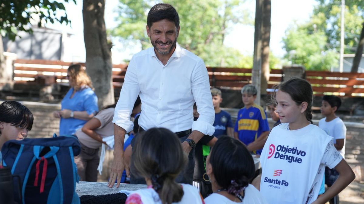  Pullaro destacó que Objetivo Dengue fue asumido como “una política pública de Estado”. Pullaro destacó que Objetivo Dengue fue asumido como “una política pública de Estado”.
