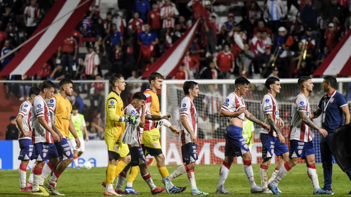 Pochito Lavezzi había debutado en Unión en el partido que fue derrota ante Mushuc Runa y decretó la eliminación del equipo de Madelón de la Copa Sudamericana.