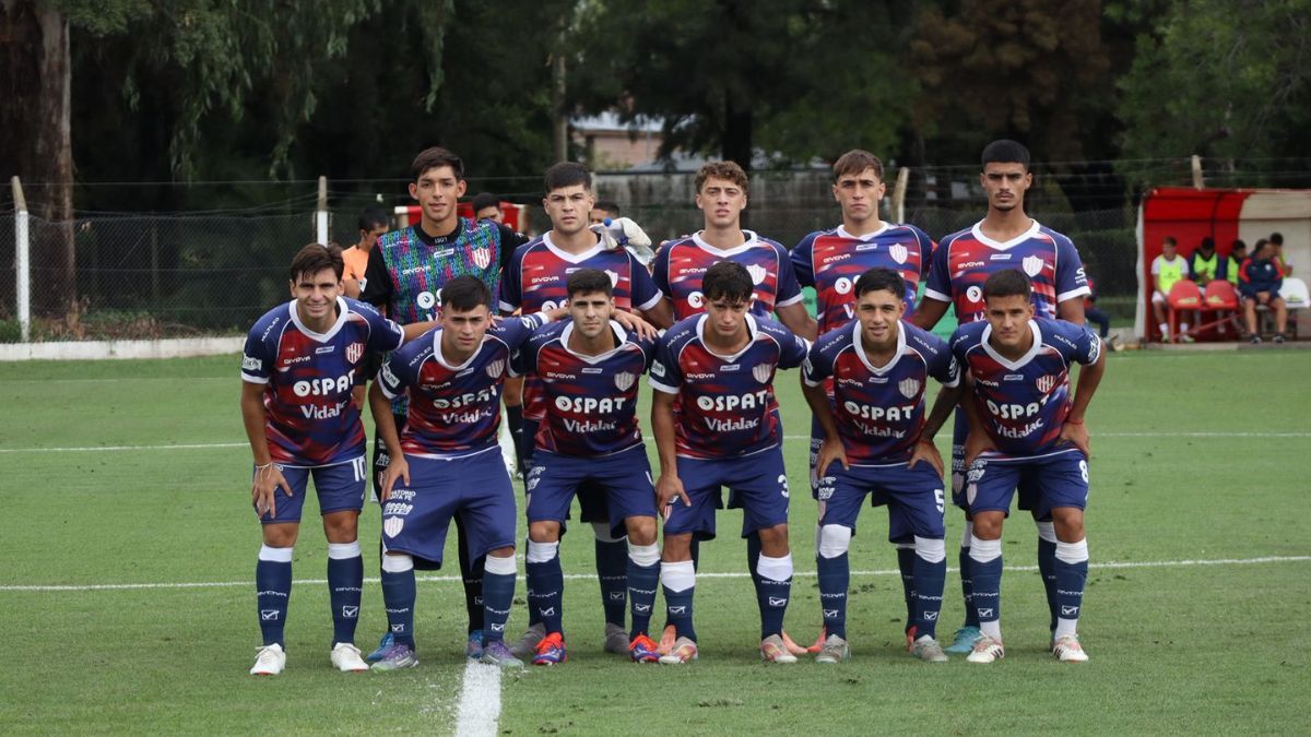 La formación titular de Unión en la victoria por 3 a 1 ante San Lorenzo.