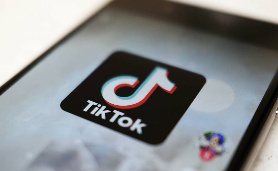Italia bloquea Tik Tok e investiga como instigación al suicidio la muerte una nena de 10 años