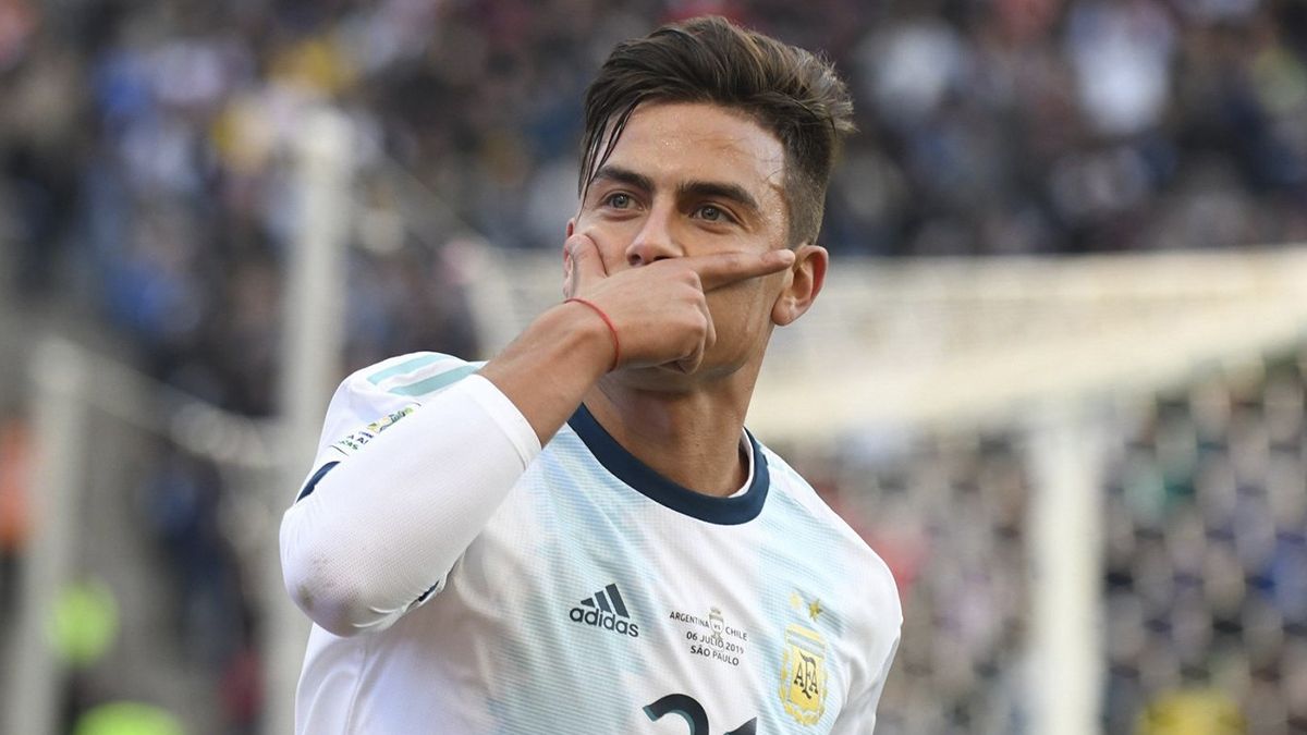 Paulo Dybala jugó para Juventus y luego confirmaron que será baja de la Selección Argentina por síntomas generales genitourinarios.