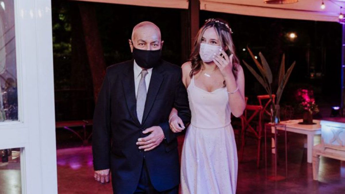 Emma Chiaverano celebró sus 15 años este fin de semana en Rafaela.