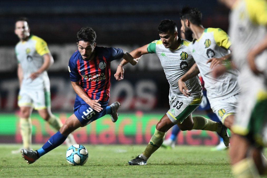 San Lorenzo y Aldosivi no se sacaron diferencias en Bajo Flores.