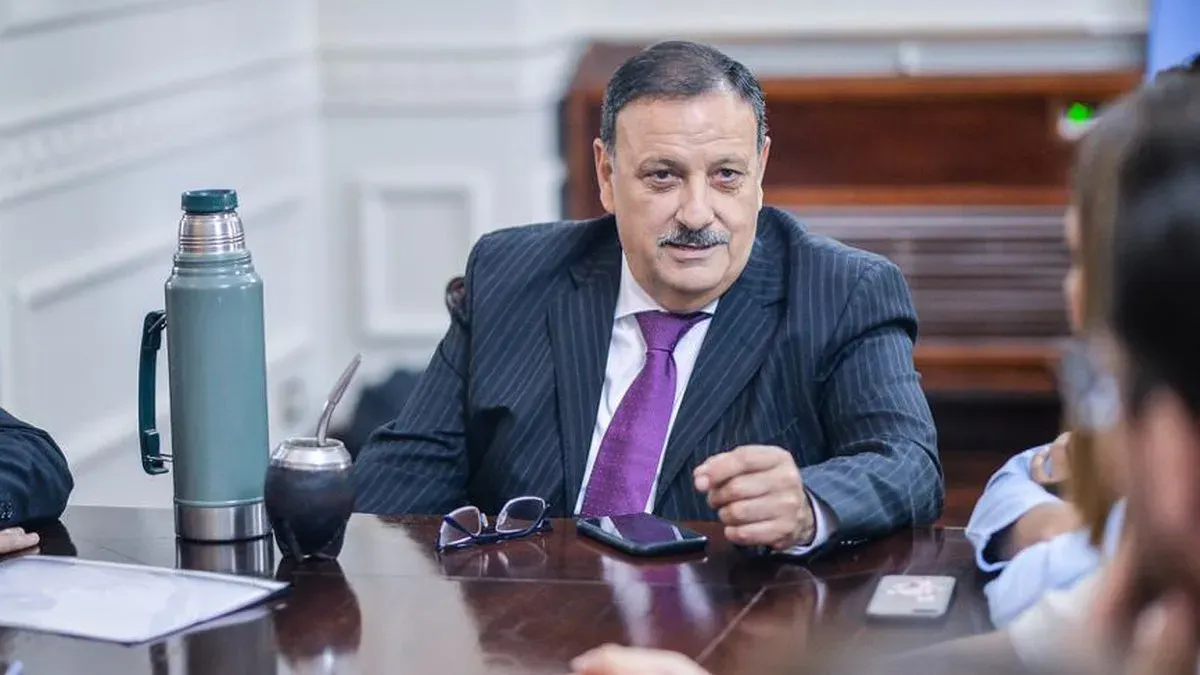 El gobernador de La Rioja, Ricardo Quintela, se adelantó a todas las provincias y ya impuso restricciones como en el 2020 para evitar la propagación del virus.