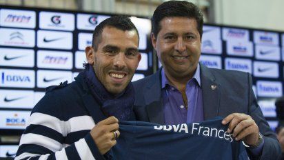 Boca: Daniel Angelici respaldó a Carlos Tevez y apuntó contra Juan Román Riquelme