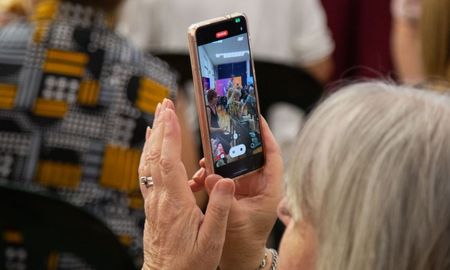 Se buscó promover la autonomía digital de las personas mayores. Se buscó promover la autonomía digital de las personas mayores.