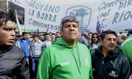 pablo moyano desafio a elisa carrio: ?que demuestre en la justicia que somos asesinos? pablo moyano desafio a elisa carrio: ?que demuestre en la justicia que somos asesinos?
