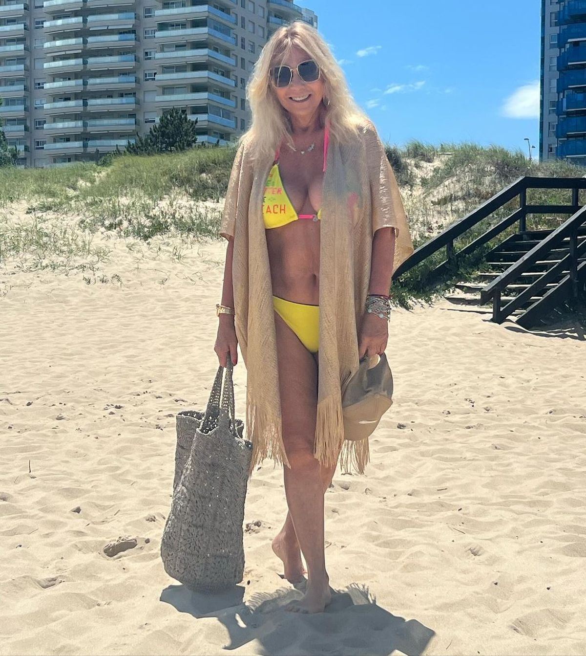 Ana Rosenfeld lució su bikini amarilla en las playas de Uruguay. Ana Rosenfeld lució su bikini amarilla en las playas de Uruguay.
