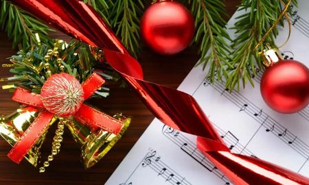 La lista de canciones que tiene que sonar en tu hogar esta Navidad. La lista de canciones que tiene que sonar en tu hogar esta Navidad.