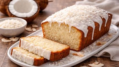 Budín de coco sin harina que siempre sale bien: la receta fácil, rendidora y perfecta para la merienda