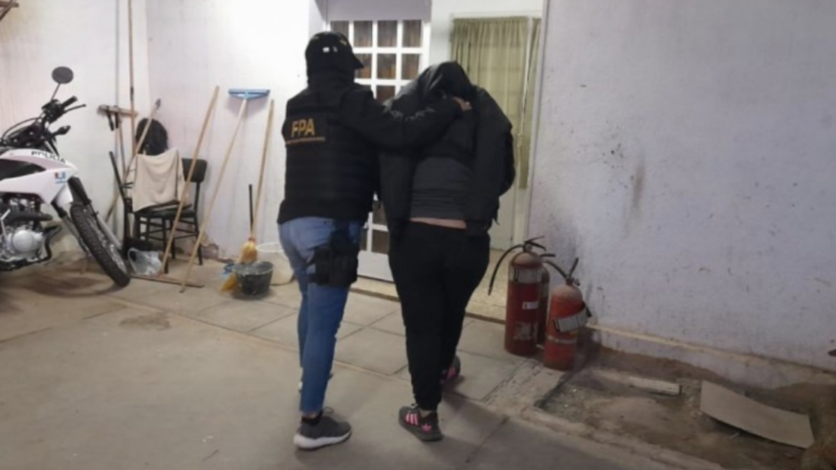 Los detenidos con cocaína en Córdoba son un hombre de 45 años y una mujer de 29.