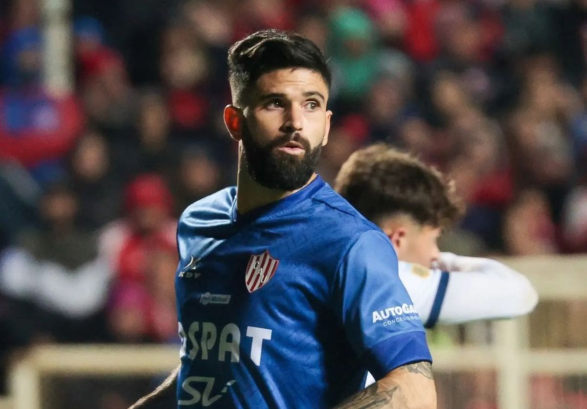 Nicolás Orsini debutó con la camiseta de Unión, en el empate frente a San Lorenzo. Nicolás Orsini debutó con la camiseta de Unión, en el empate frente a San Lorenzo.