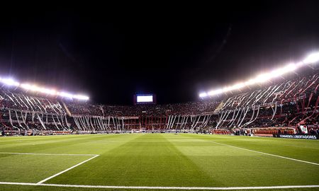 El Secretario de Salud de la provincia, Jorge Prieto, confirmó que se solicitará el esquema completo de vacunación para ingresar a los estadios de fútbol. El Secretario de Salud de la provincia, Jorge Prieto, confirmó que se solicitará el esquema completo de vacunación para ingresar a los estadios de fútbol.