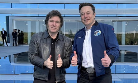 En su sexta visita a EEUU, volverá a verse con el Director Ejecutivo de Tesla, Elon Musk, con quien mantiene un sólido vínculo. En su sexta visita a EEUU, volverá a verse con el Director Ejecutivo de Tesla, Elon Musk, con quien mantiene un sólido vínculo.
