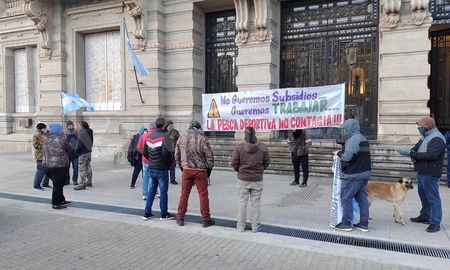 Continúan los reclamos para la reactivación de la pesca deportiva.