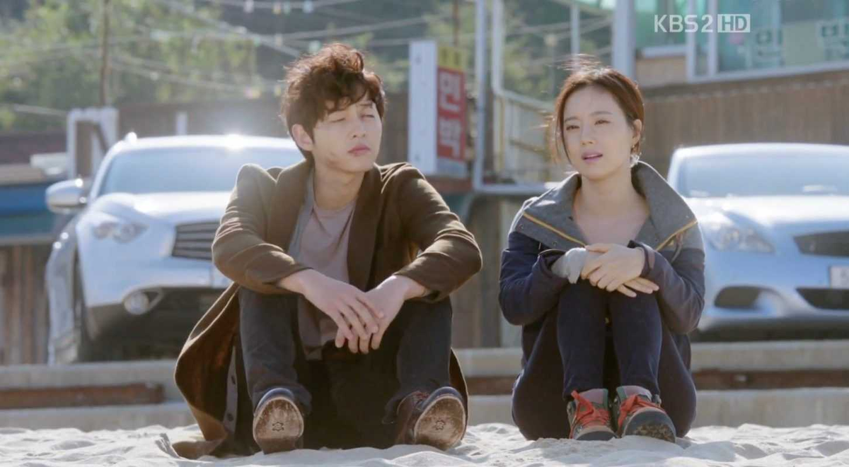 "El hombre inocente", la serie coreana protagonizada por Song Joong Ki, Moon Chae Won y Park Si Yeon que está en Netflix. "El hombre inocente", la serie coreana protagonizada por Song Joong Ki, Moon Chae Won y Park Si Yeon que está en Netflix.