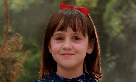 De estrella infantil a voz crítica de la industria: el presente de Mara Wilson. De estrella infantil a voz crítica de la industria: el presente de Mara Wilson.