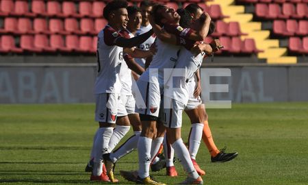 Colón quiere empezar de buena manera la zona campeonato de la Copa Maradona. Colón quiere empezar de buena manera la zona campeonato de la Copa Maradona.