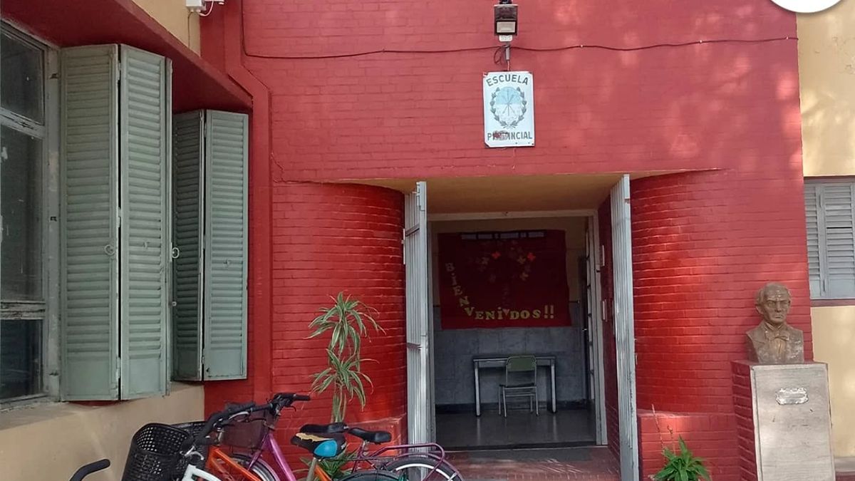 Consultado sobre el bajísimo porcentaje de adhesión a la medida de fuerza impulsada por el gremio representante de los docentes públicos -Amsafé-, Pullaro aseguró que fue “muy bajo”. Consultado sobre el bajísimo porcentaje de adhesión a la medida de fuerza impulsada por el gremio representante de los docentes públicos -Amsafé-, Pullaro aseguró que fue “muy bajo”.
