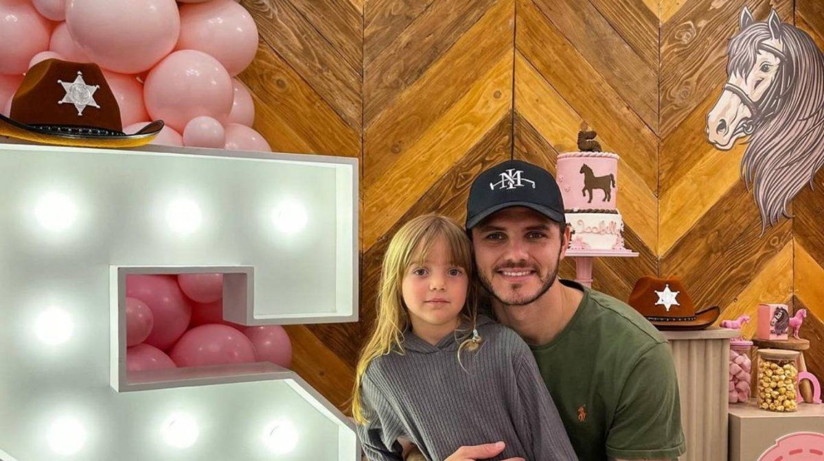 Mauro Icardi está emocionado por lo grande que está su nena.
