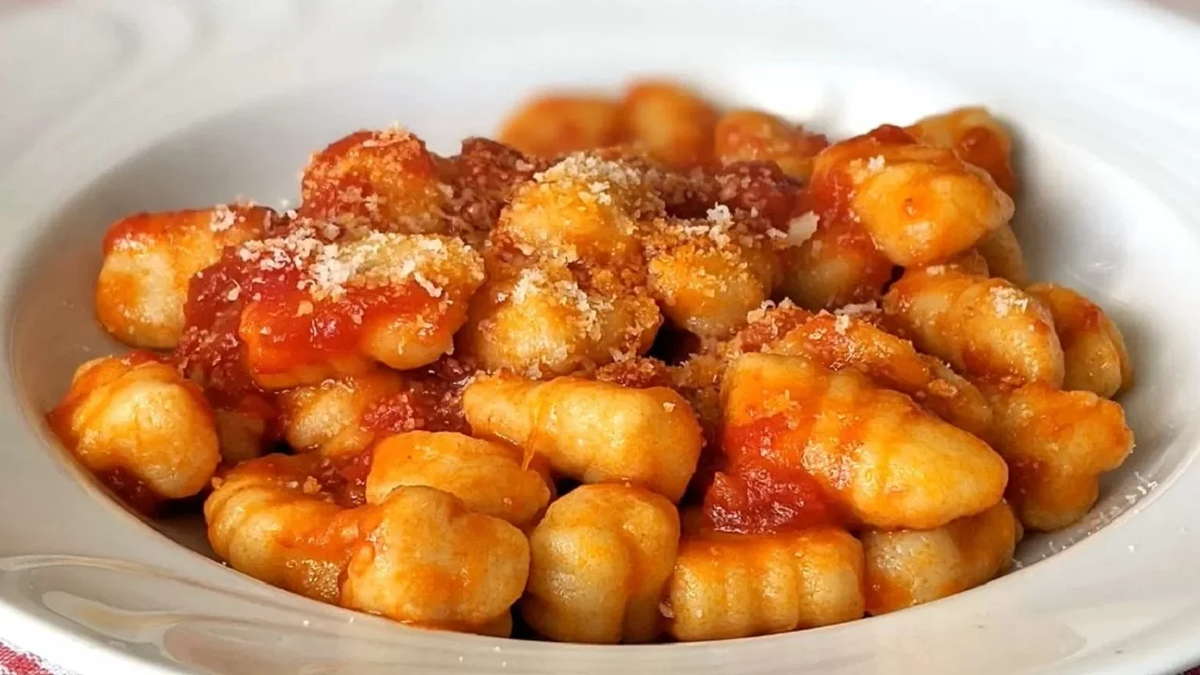 Los ñoquis de polenta son una opción ideal para hacer en casa y disfrutar en familia sin gastar de más. Los ñoquis de polenta son una opción ideal para hacer en casa y disfrutar en familia sin gastar de más.