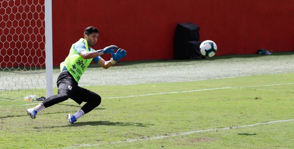 Martín Campaña no atajará más en Independiente a pesar de haber sido capitán y figura.