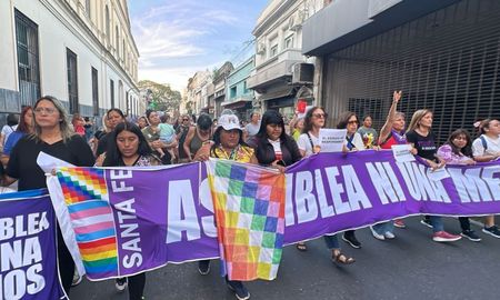 La Asamblea Ni Una Menos Santa Fe convoca a concentrar este lunes. La Asamblea Ni Una Menos Santa Fe convoca a concentrar este lunes.