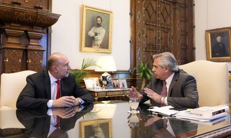 el presidente fernandez se reune este lunes con el gobernador omar perotti el presidente fernandez se reune este lunes con el gobernador omar perotti