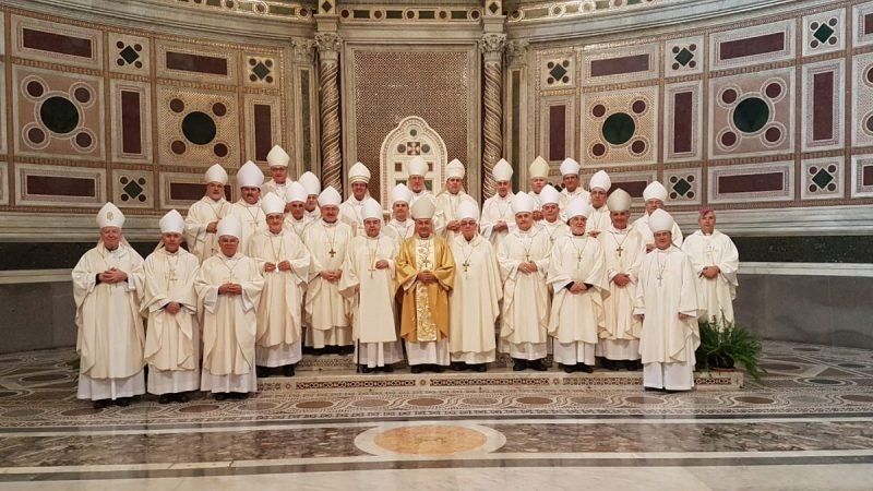 Fenoy, arzobispo de Santa Fe, participó en Roma de un encuentro con el Papa