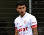 El hijo del Pocho Lavezzi debutó en la Reserva de Unión y está más cerca de jugar en la Liga Profesional El hijo del Pocho Lavezzi debutó en la Reserva de Unión y está más cerca de jugar en la Liga Profesional
