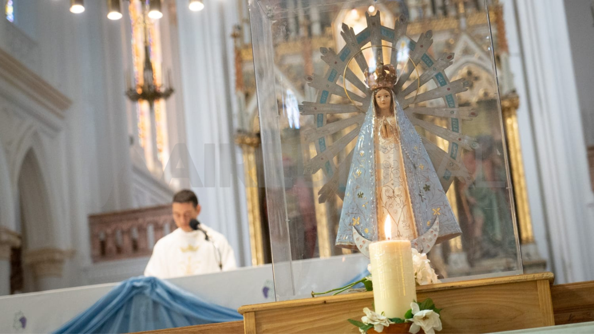 La imagen de la Virgen Malvinera volvió al país en el 2019