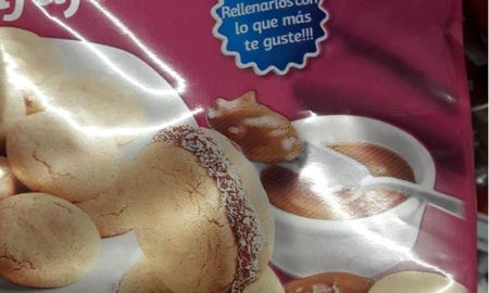 Anmat recomendó a las personas alérgicas que hayan comprado o tengan en su poder el producto mencionado, que se abstengan de consumirlos. Anmat recomendó a las personas alérgicas que hayan comprado o tengan en su poder el producto mencionado, que se abstengan de consumirlos.