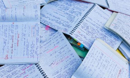 Profesora le pidió a sus alumnos que dibujen animales en un examen de física y compartió los divertidos resultados. Profesora le pidió a sus alumnos que dibujen animales en un examen de física y compartió los divertidos resultados.